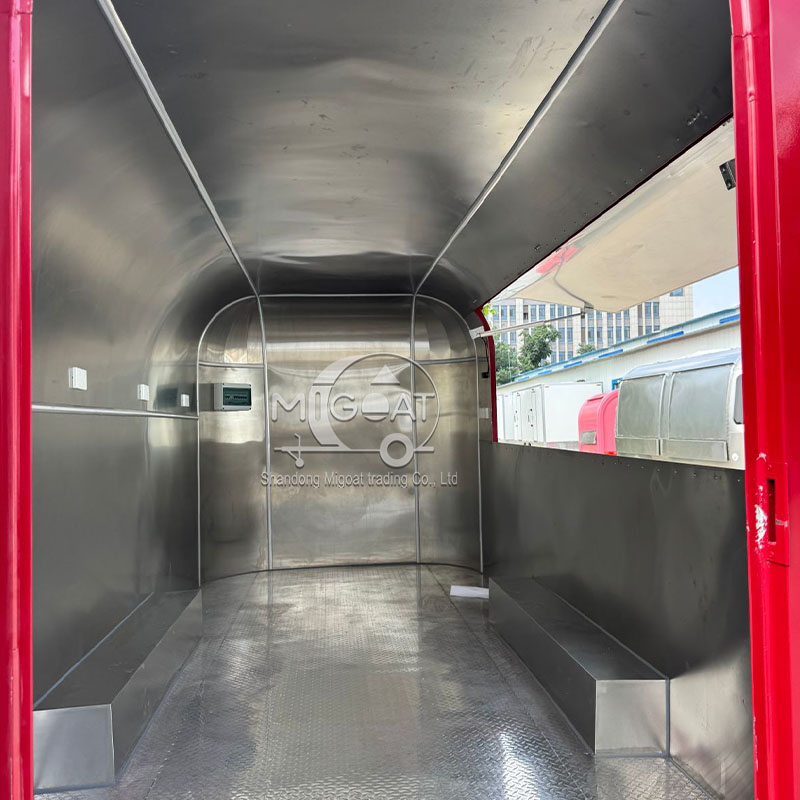 Red Commercial Food Concession - Commercial Kitchen Interior reseña y precio