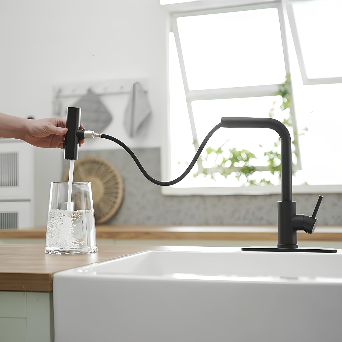 1 PC Black Kitchen Faucet With - Commercial Kitchen Utensils reseña y precio